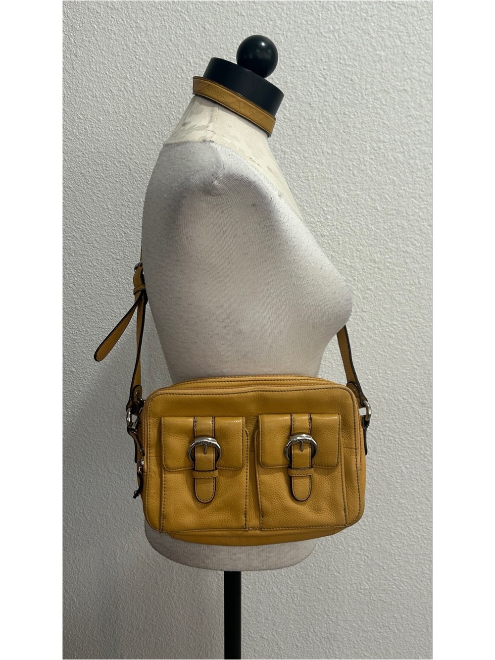 Tignanello Crossbody Shoulder Bag Pebbled Leather Yellow Front Buckle Pockets